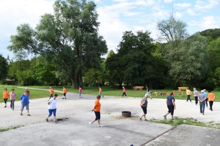 Telovadba starostnikov ob Radulji 5